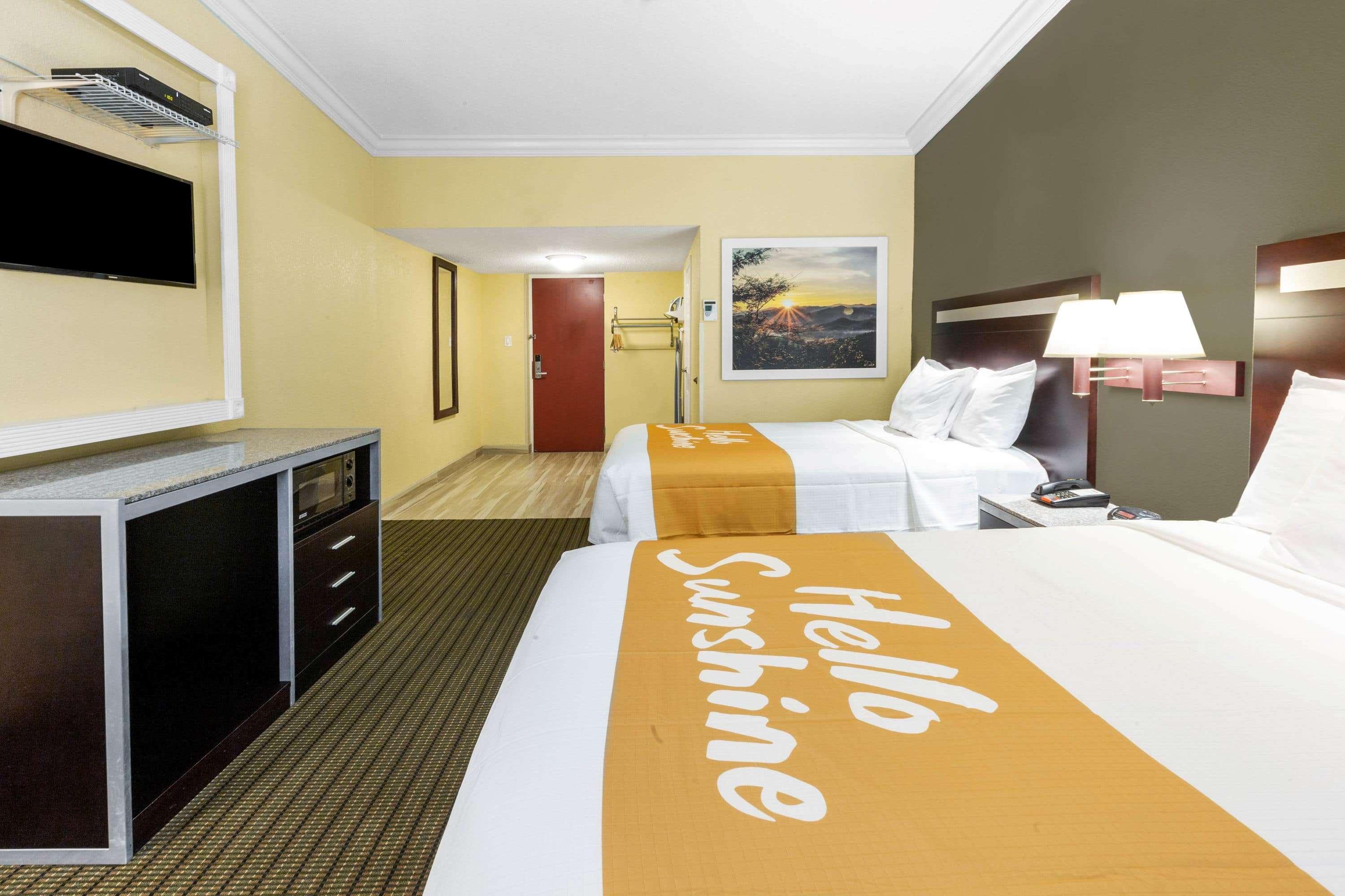 Days Inn By Wyndham Nanuet / Spring Valley Exterior foto