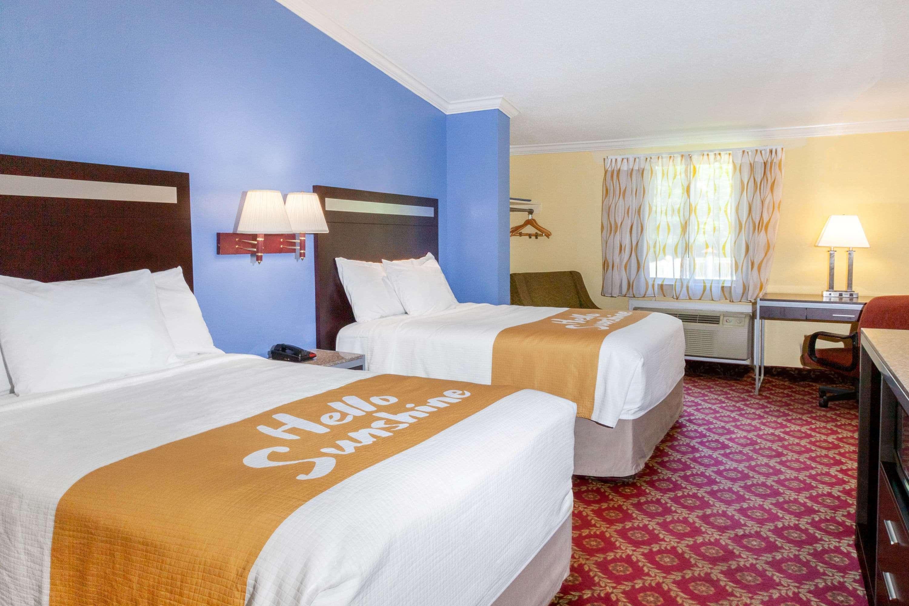 Days Inn By Wyndham Nanuet / Spring Valley Exterior foto